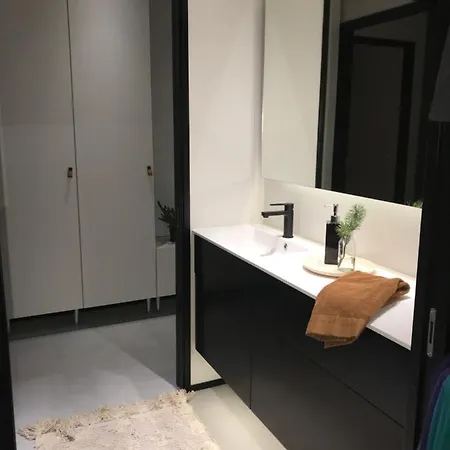 Arctic Riverside Villa *